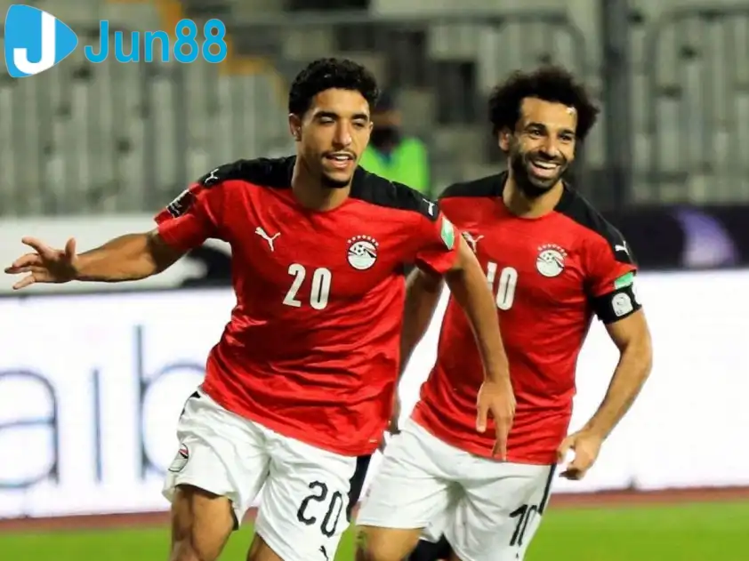 Marmoush và Salah vẫn là những niềm hy vọng hàng đầu của bóng đá Ai Cập ở thời điểm này (Ảnh: ESPN) Marmoush và Salah vẫn là những niềm hy vọng hàng đầu của bóng đá Ai Cập ở thời điểm này (Ảnh: ESPN)