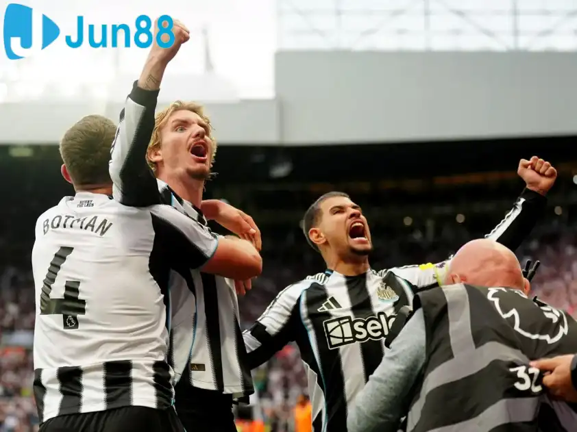 Newcastle và Benfica đều đang có những vấn đề khác nhau ở giải quốc nội (Ảnh: ESPN) Newcastle và Benfica đều đang có những vấn đề khác nhau ở giải quốc nội (Ảnh: ESPN)